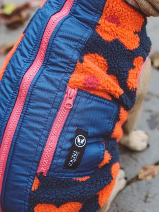 Další novinkou je tahle kráska Teddy vestička je ve 4 barevných provedeních a je moc slušivá, co říkáte? Na přehlídce jste...